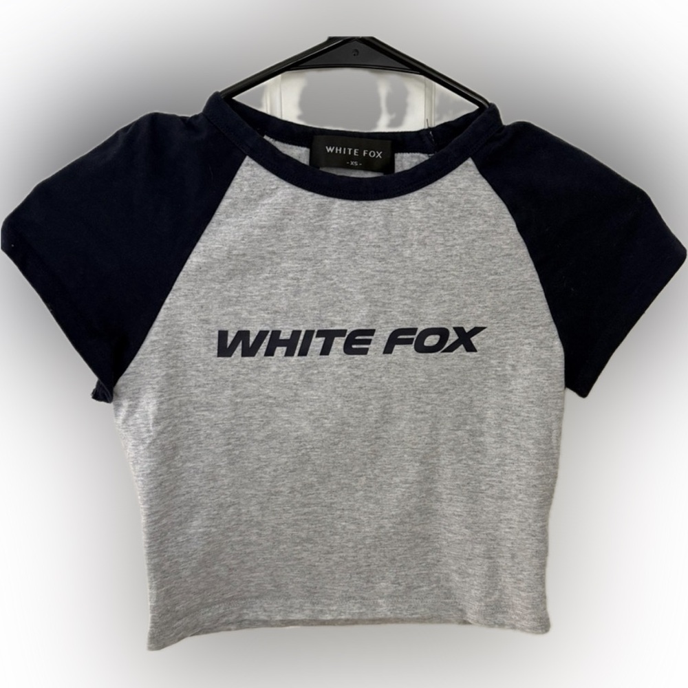 WHITE FOX short-sleeve BABY TEE 
 Grey & Navy Raglan Baby Tee/ Girls-Tweens